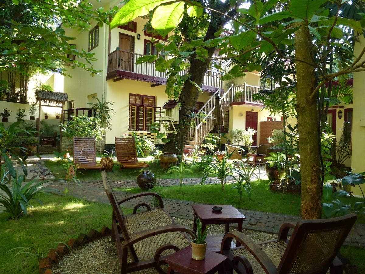 Alamanda Inn, Boutique Hotel And French Restaurant Rangún Exteriér fotografie